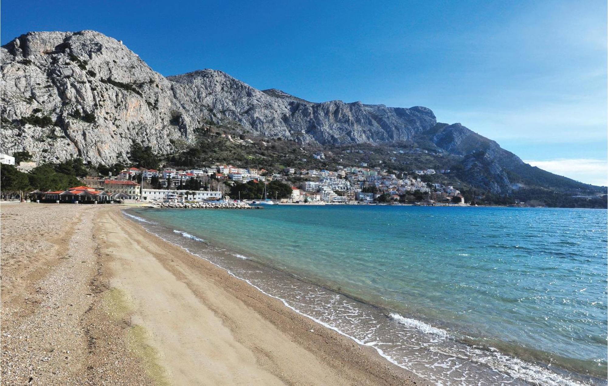 Gorgeous Apartment In Omis With House Sea View Ngoại thất bức ảnh