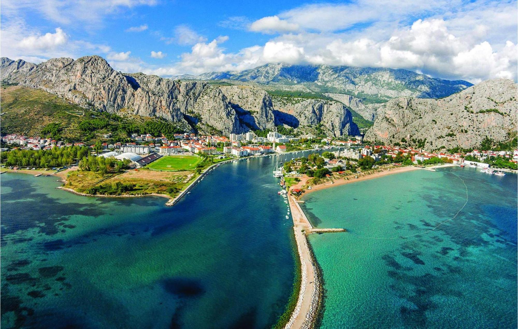 Gorgeous Apartment In Omis With House Sea View Ngoại thất bức ảnh